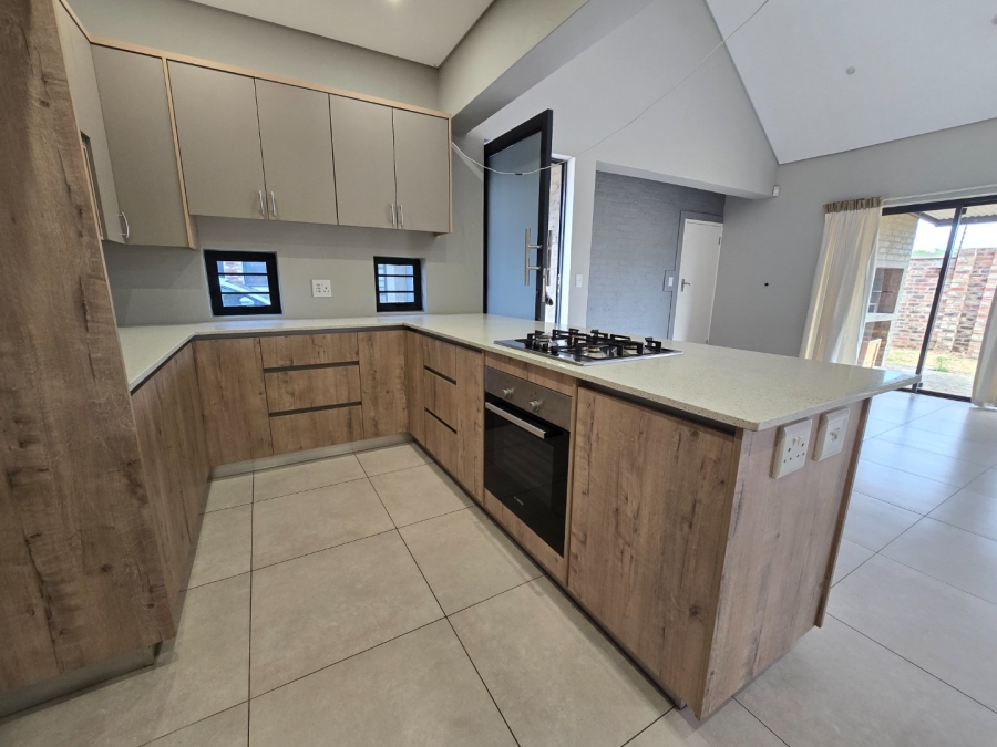 3 Bedroom Property for Sale in Van Der Hoff Park North West